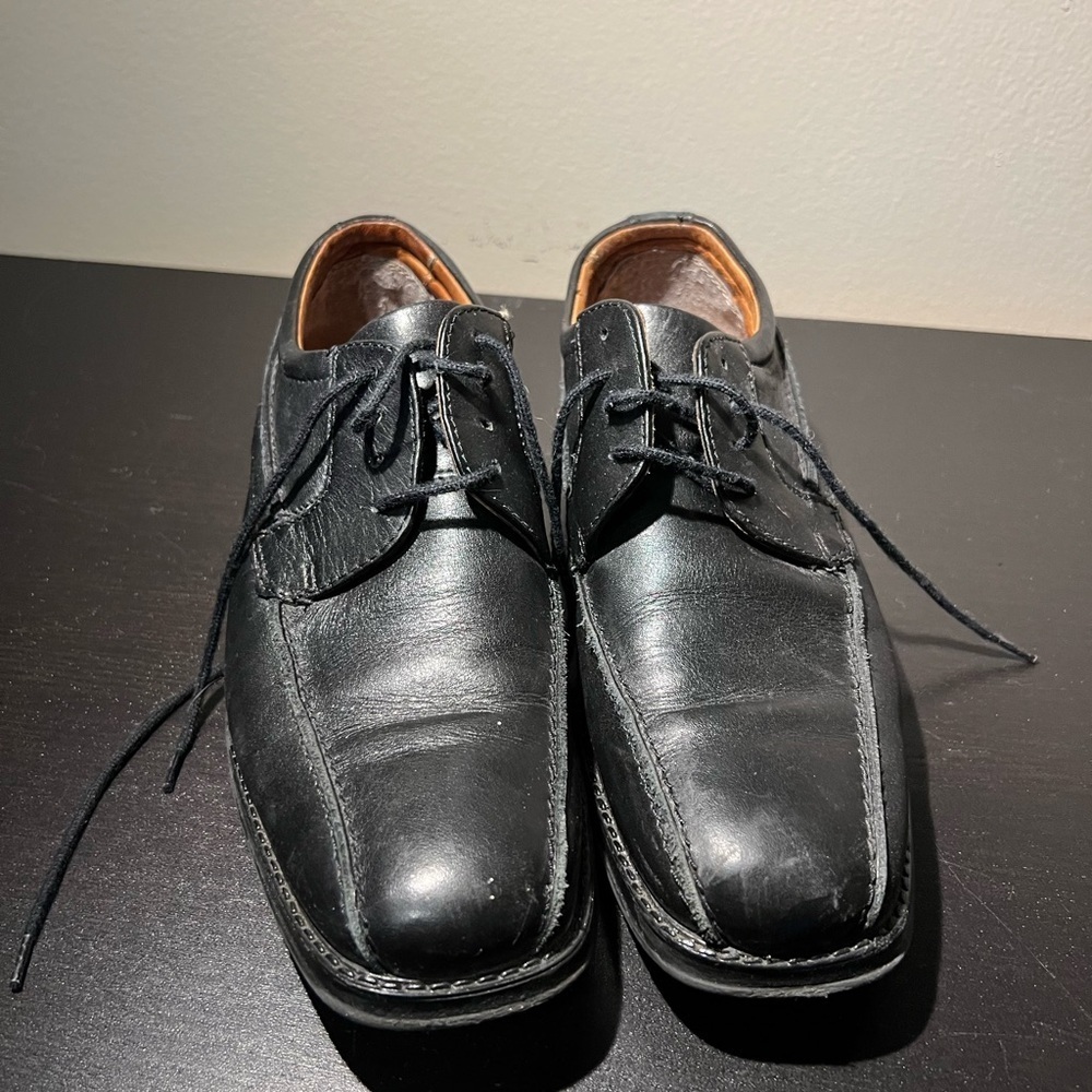 Left & Right Black Leather Classic Dress Shoes – Size 37.5EU - Picture 3 of 7
